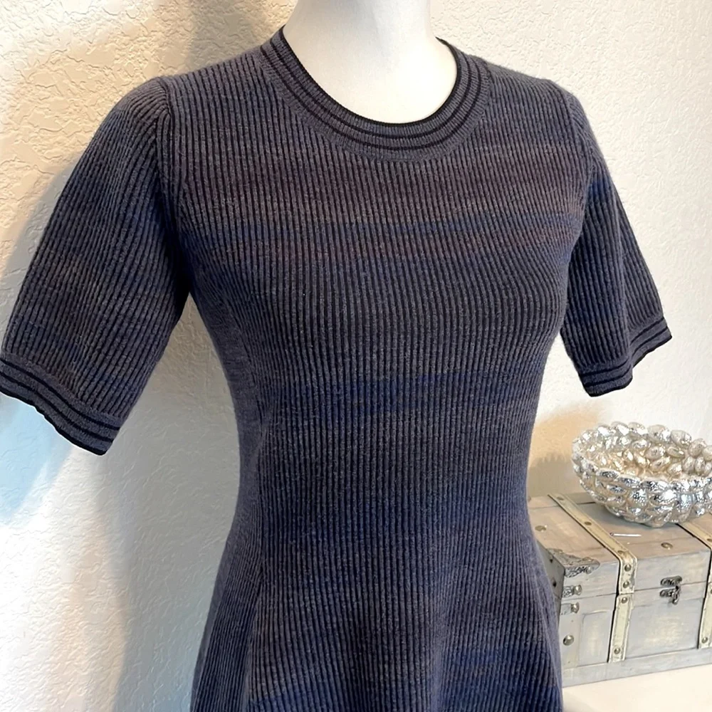 Athleta fun blue
